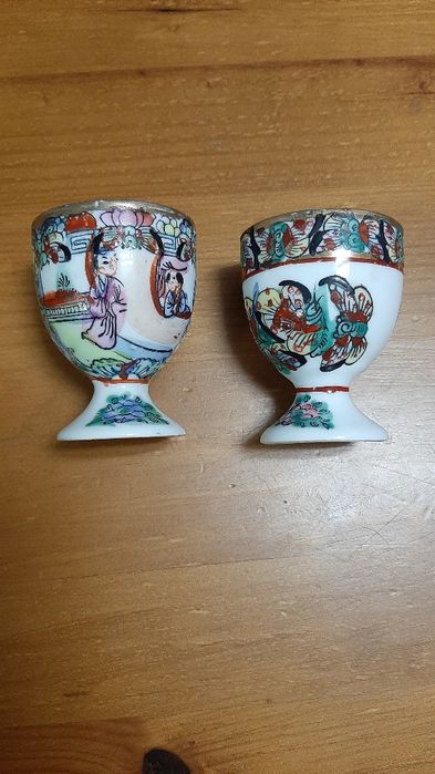 Suporte para ovo com imagens japonesa