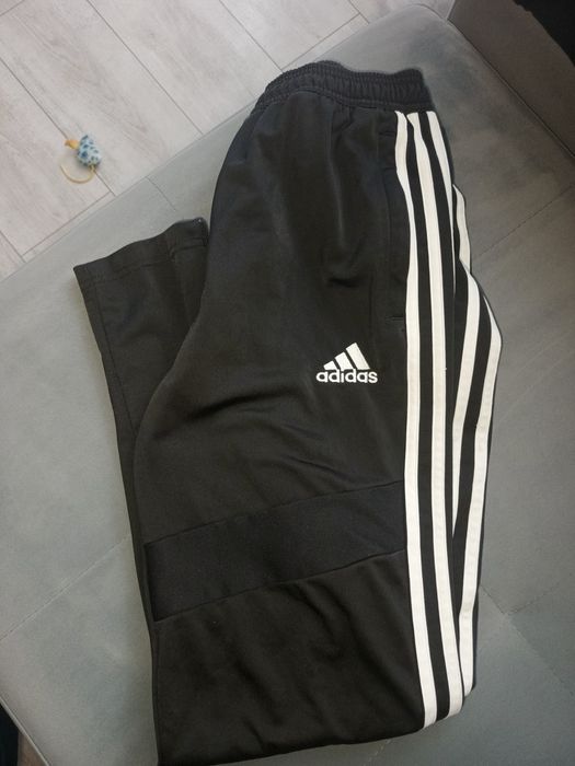 Spodnie dresowe adidas r 164 cm