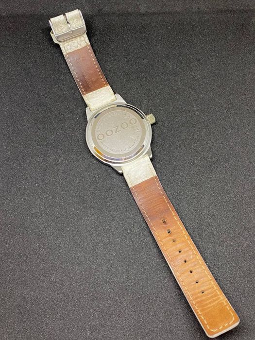 Женские часы OOZOO