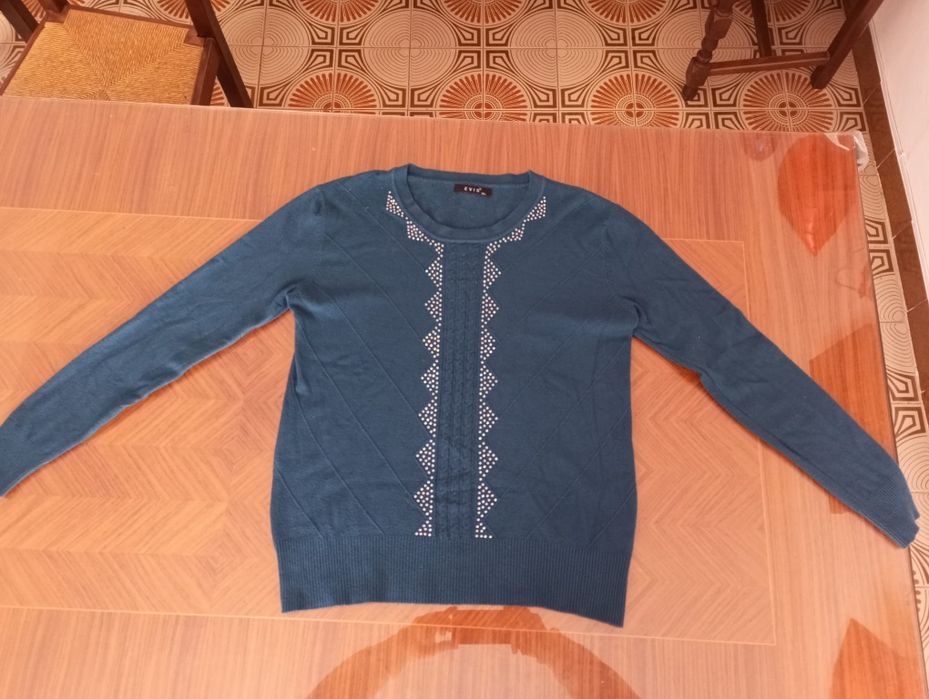 Evis Knit Sweater Size M/L