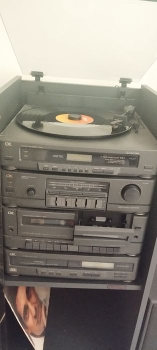 Aparelhagem Vintage completa CIE com móvel e colunas
