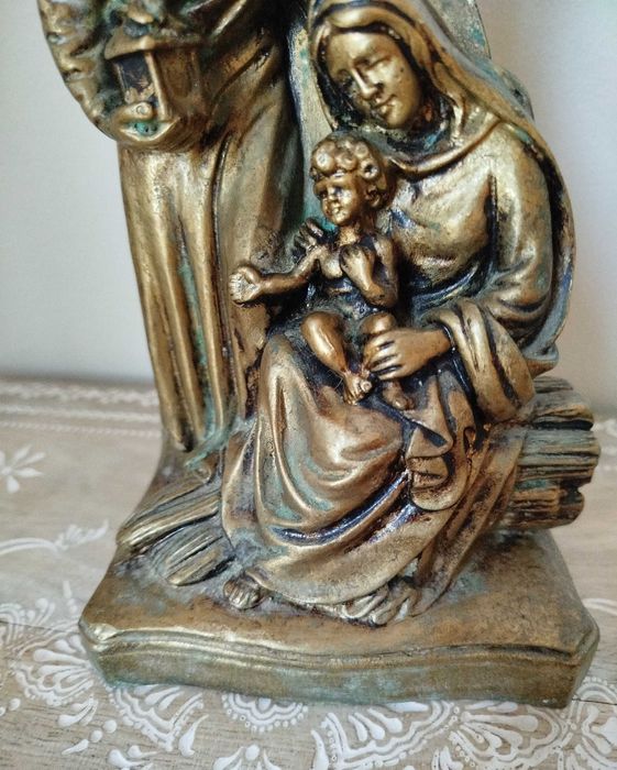 Linda Escultura "Sagrada Família"