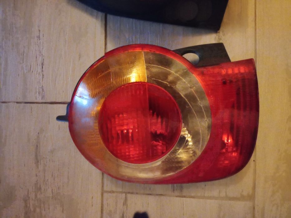 Lampa tył Modus lewa i prawa
