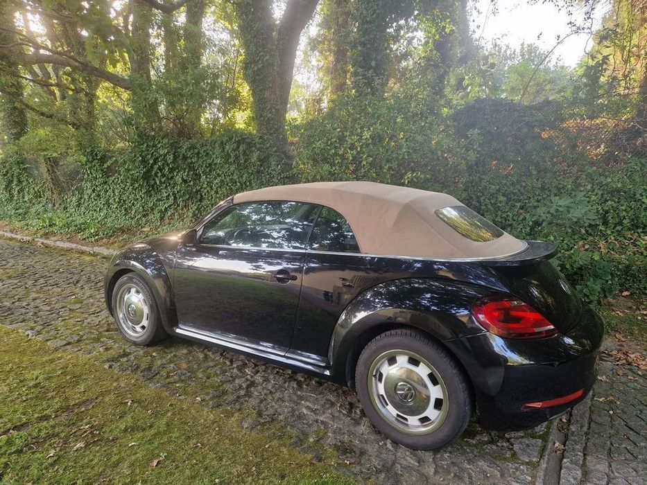 VW New Beetle Cabriolet 1.2 TSI Design DSG