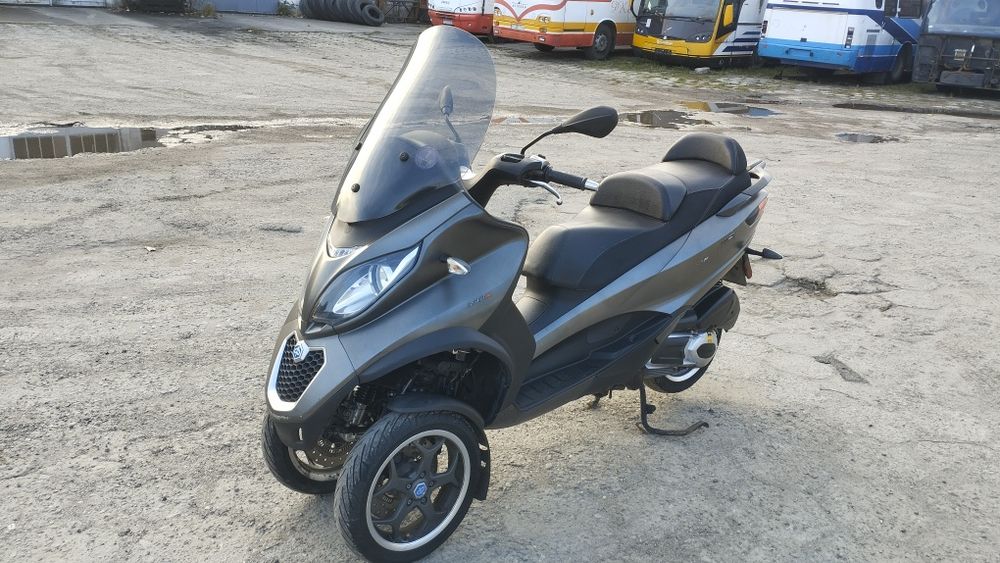 Piaggio MP3 300 LT ABS ASR 2017r L5e na kat B