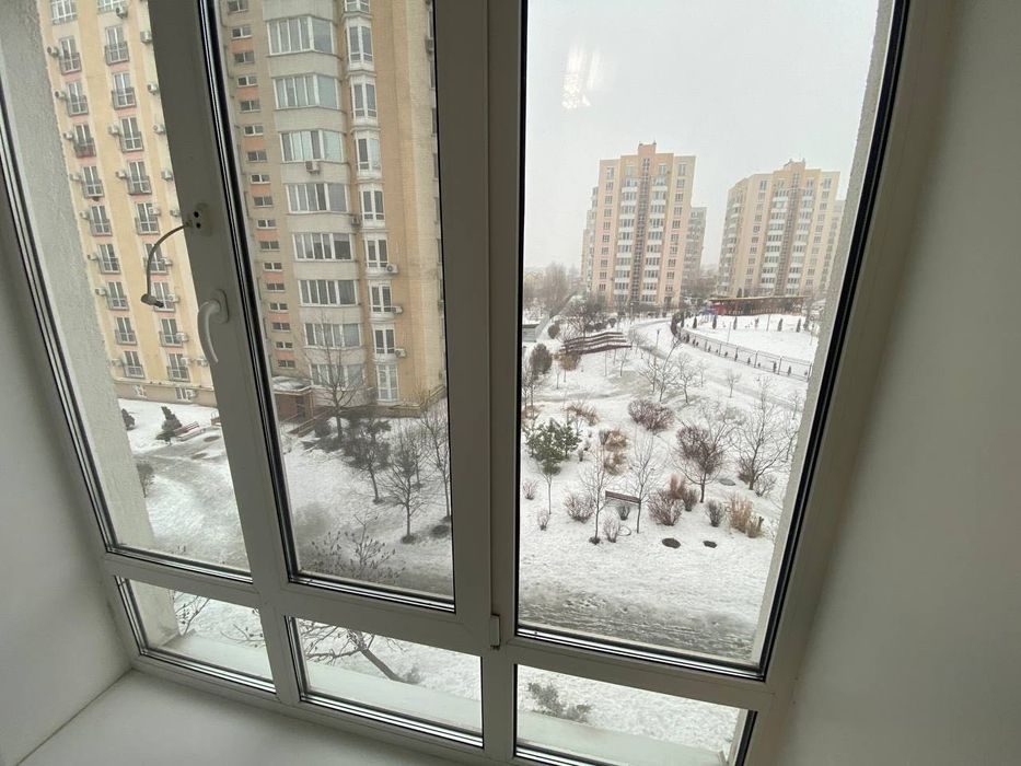 Здам 2-х кв,Святопетрівське,Б-р Л.Украінки 10-в