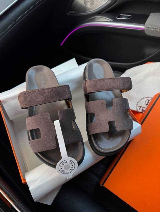 шльопанці hermes
