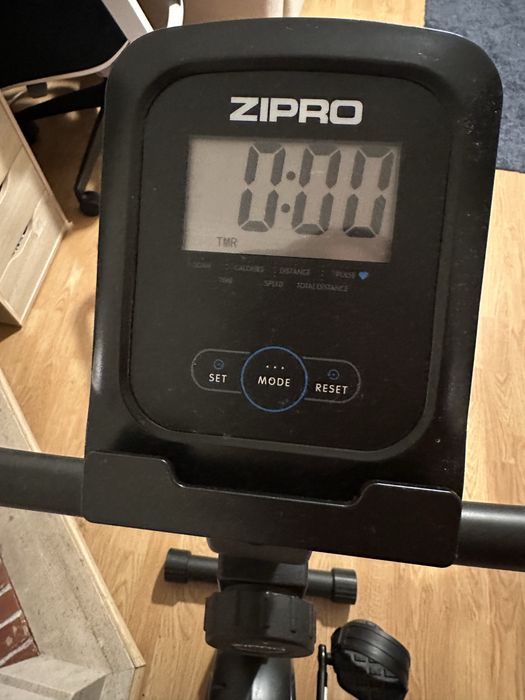 Bicicleta Estática ZIPRO – Como Nova – Monitor LCD lisboa