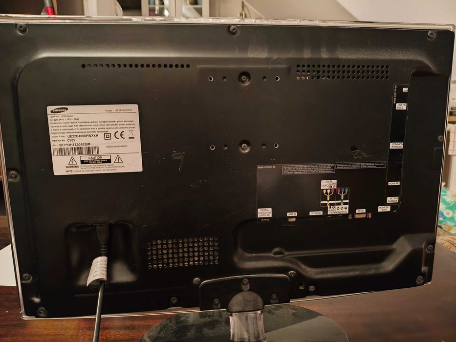 Samsung 22" Model UE22C4000PW