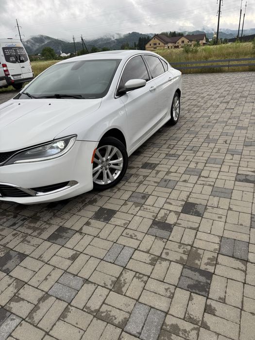 Продам Chrysler 200 2015 рік 2.4і