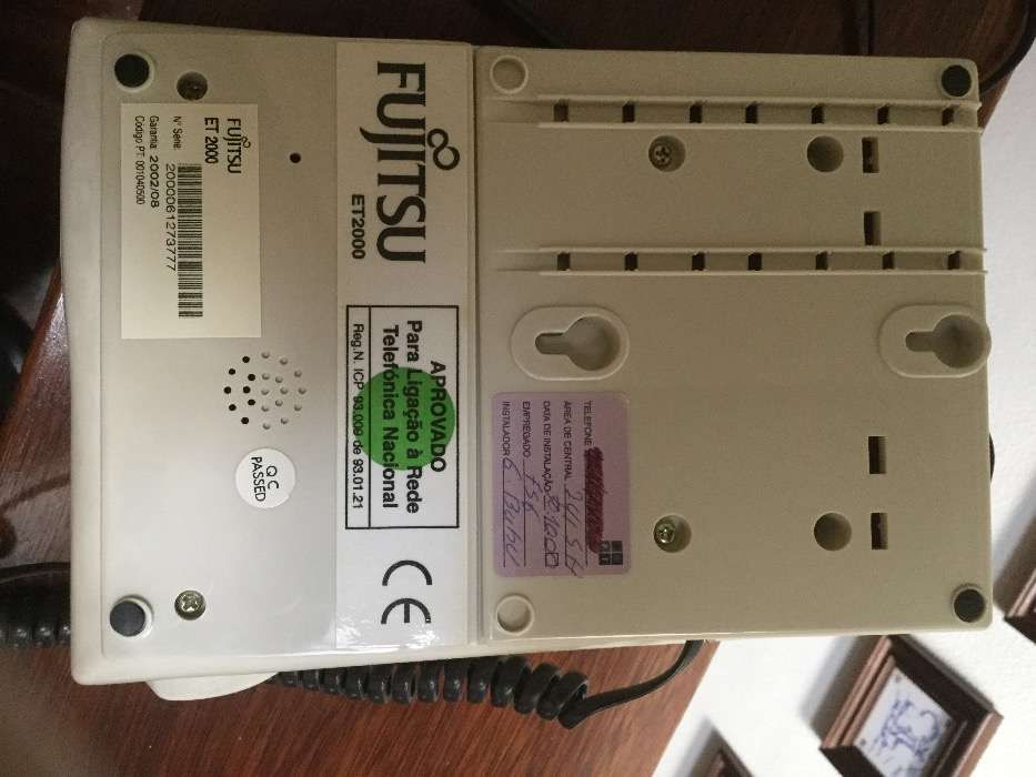 Telefone fixo "Fujitsu"