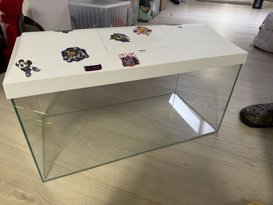 Akwarium 60 l z wyposażeniem