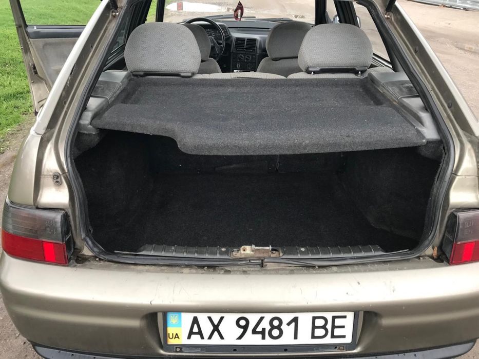 Авто  Ваз 21112