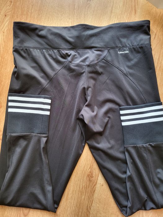 Calças  marca Adidas64174429257731122