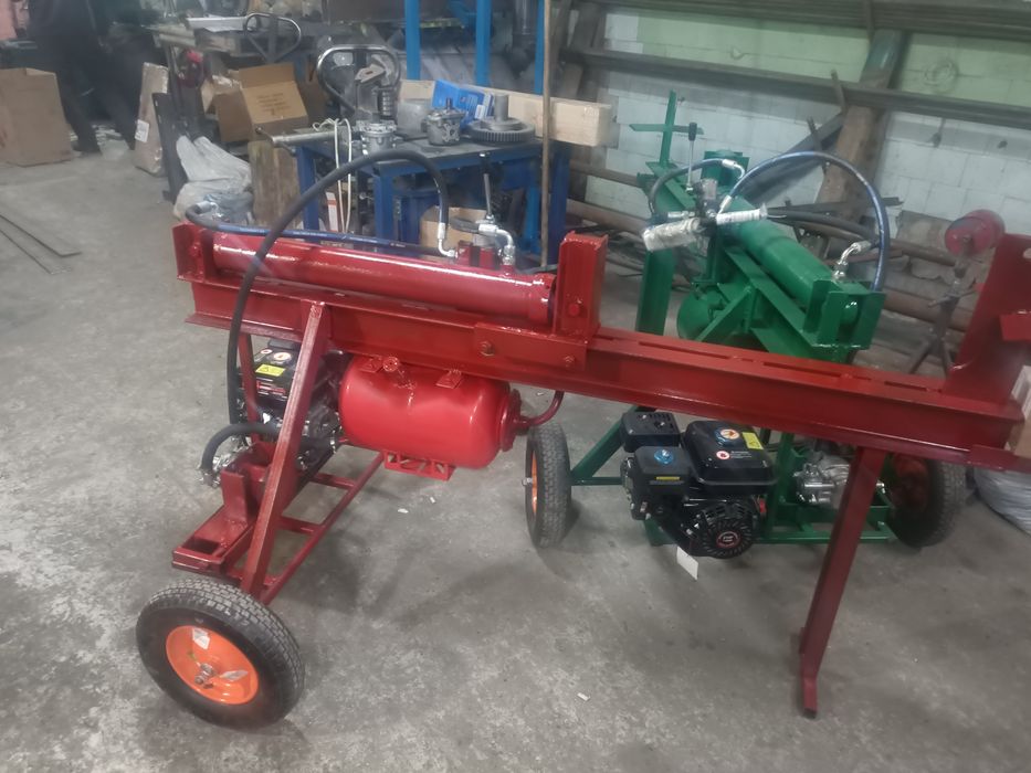 Дровокол гідравлічний