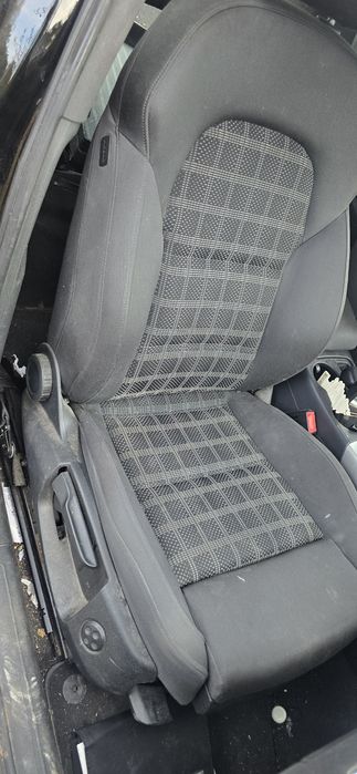 Fotele przednie Audi A4 B8 07-11 grzane szkocka krata Europa