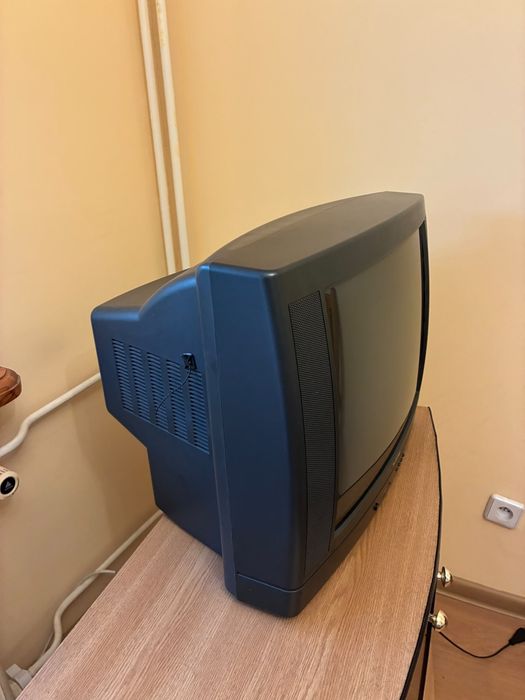 Telewizor kineskopowy Telestar bigalaxy 4155 T+ dekoder