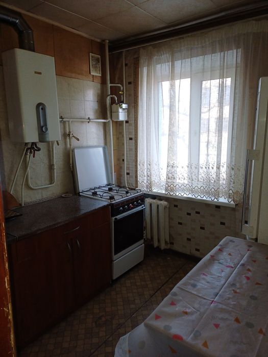 1 кімн 97 квартал, 2 поверх,  в наявності всі необхідні меблі техніка