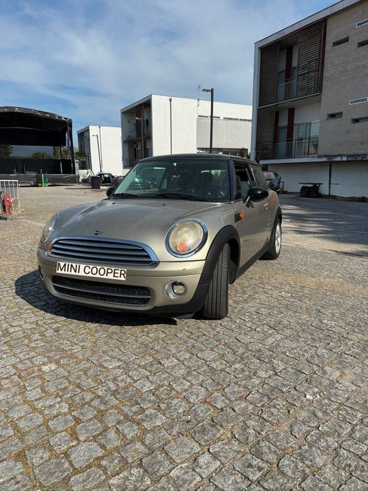 Mini cooper 1.6 D512087891609528320