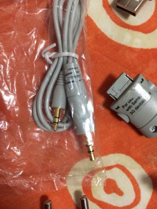 Carregador/cabos/auriculares Samsung