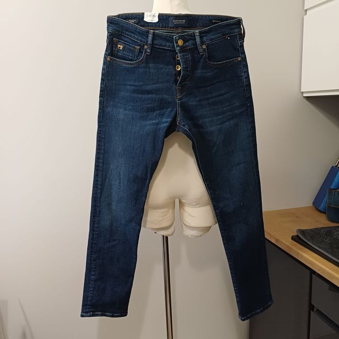 Ciemno niebieskie klasyczne jeansy męskie  Scoth &Soda  rozm 31/30 pas 82cm.