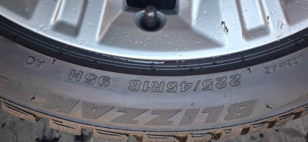 Alufelgi z oponami Audi A4 B6 18"