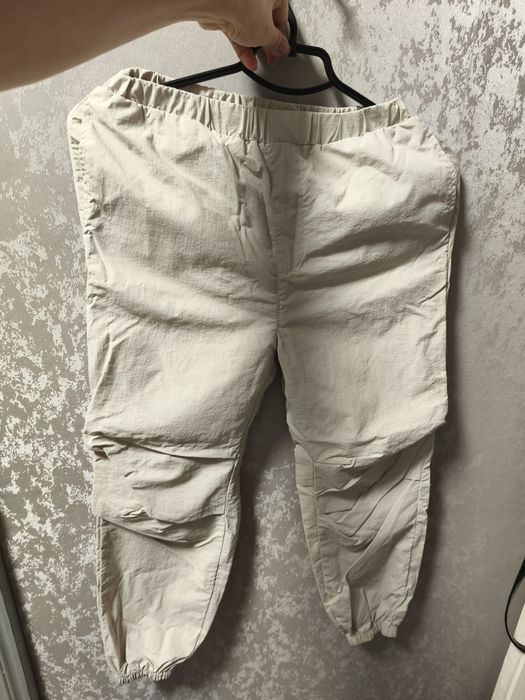 Продам пакет весняного одягу на дівчинку