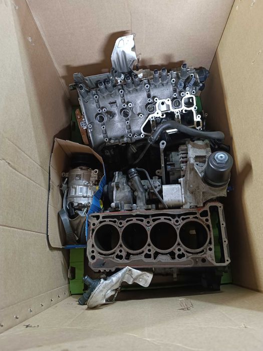 Silnik 2.0 TFSI 180 KW 245KM DSN Audi Q3 22r. uszkodzony kompletny.