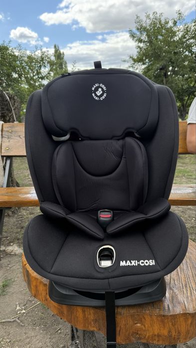 Дитяче автокрісло Maxi-Cosi TITAN 9 міс-12 років