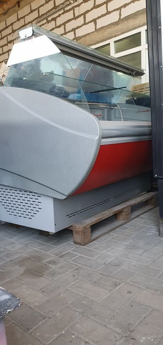 Холодильная витрина вітрина холодильный шкаф пивной ларь прилавок