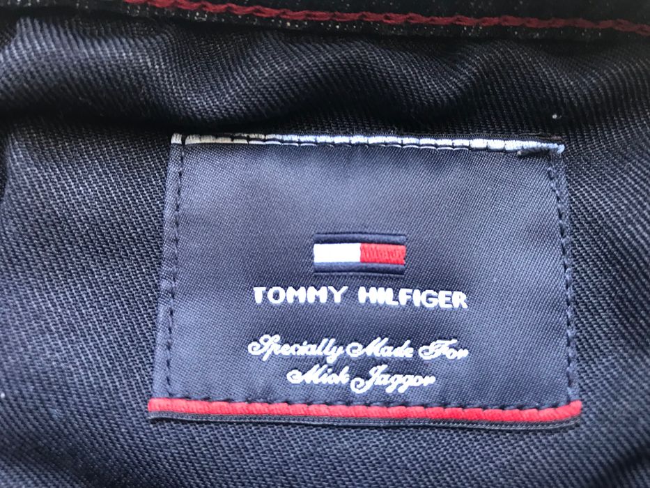 Spodnie marki Tommy Hilfiger, rozmiar na metce 32x34