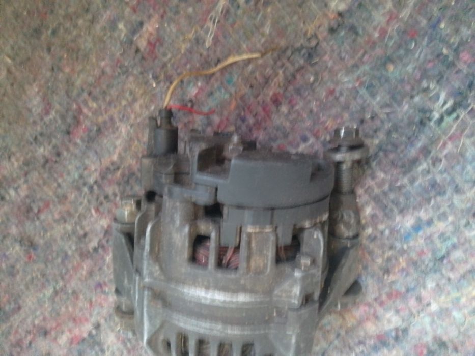 Генератор бошовский робочий