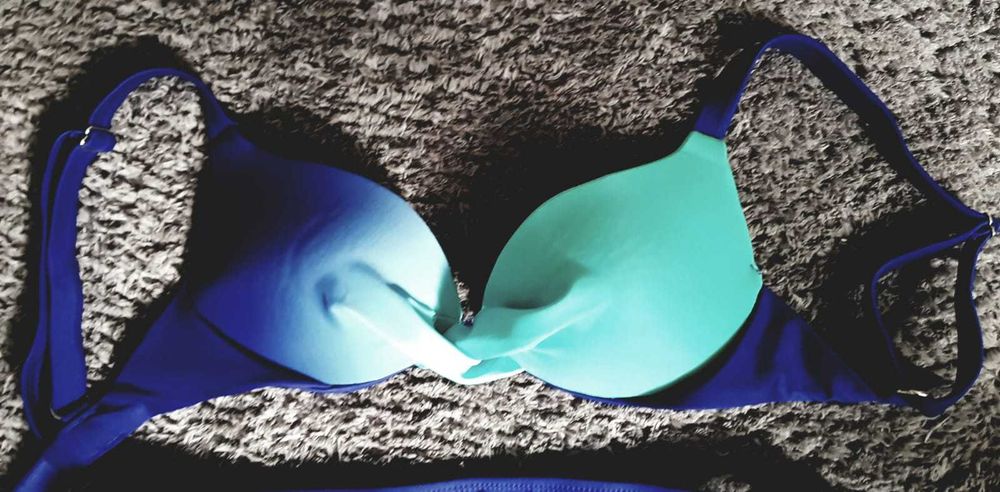 Bikini Tom & Rose