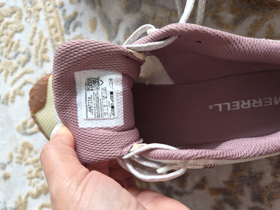 Кросівки жіночі Merrell