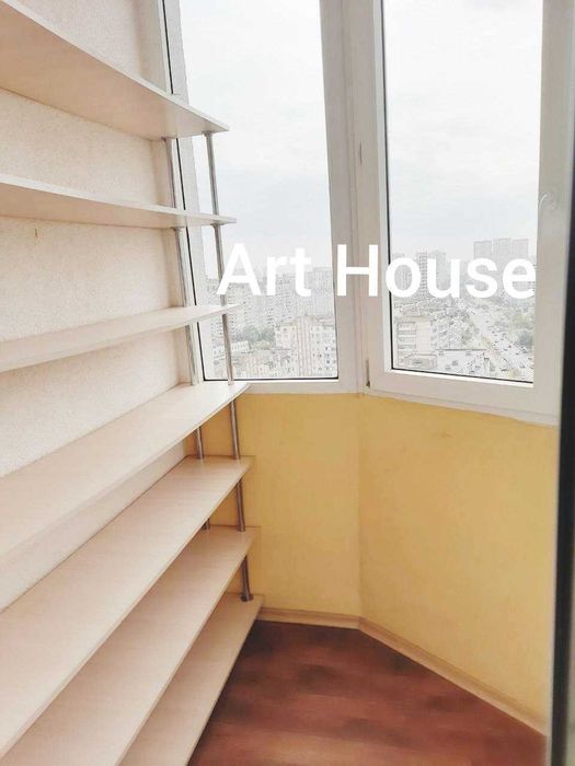 Світлий офіс, зал + 2 кабінети, Драгоманова, 80м2, Позняки