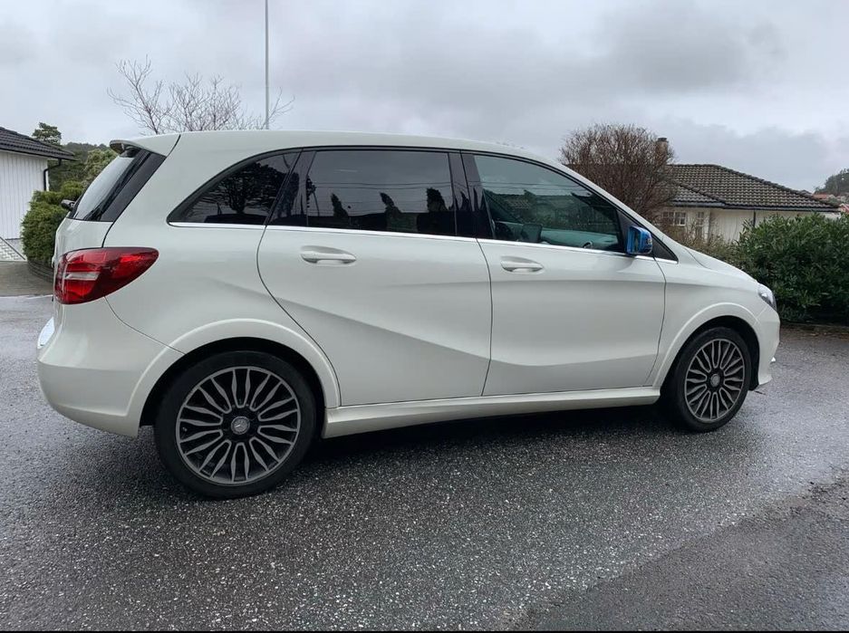 Mercedes B250-e 2016 року з Європи