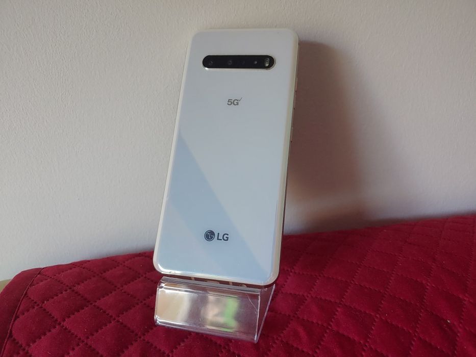 LG V60 - impecável
