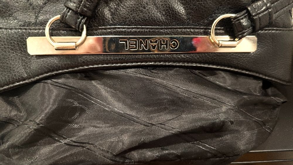 Torebka wizytowa firmy Chanel