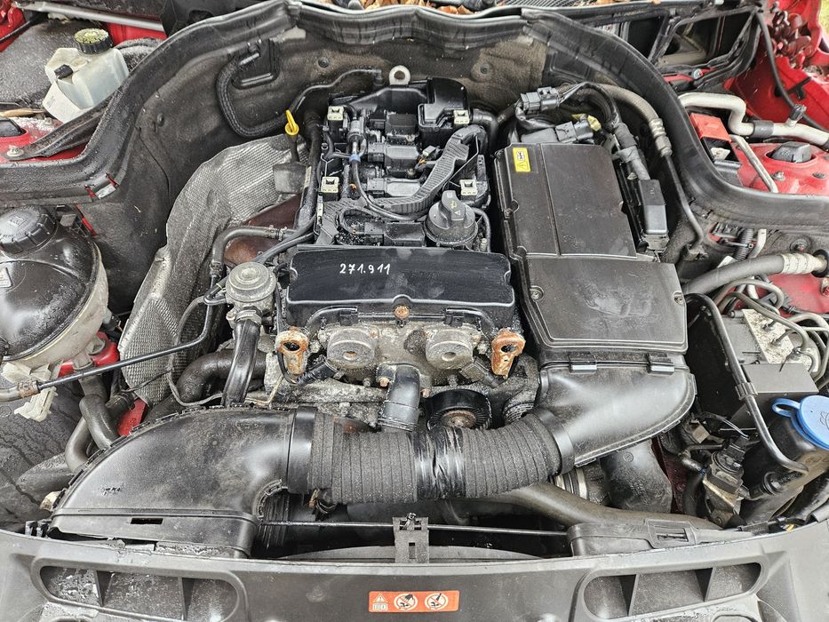 Mercedes w204 c160 c180 c200 kompresor silnik goły słupek m 271911