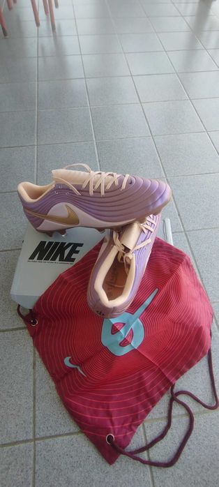 Chuteira Nike tiempo maestro legend