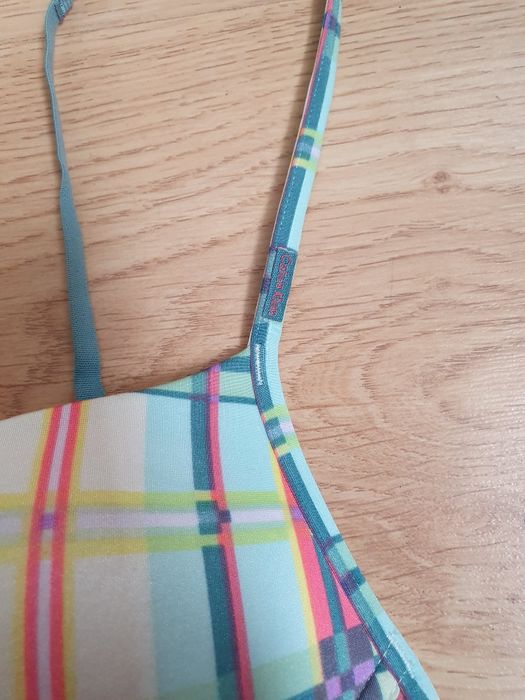 Biustonosz marki Calvin Klein 70B/32B