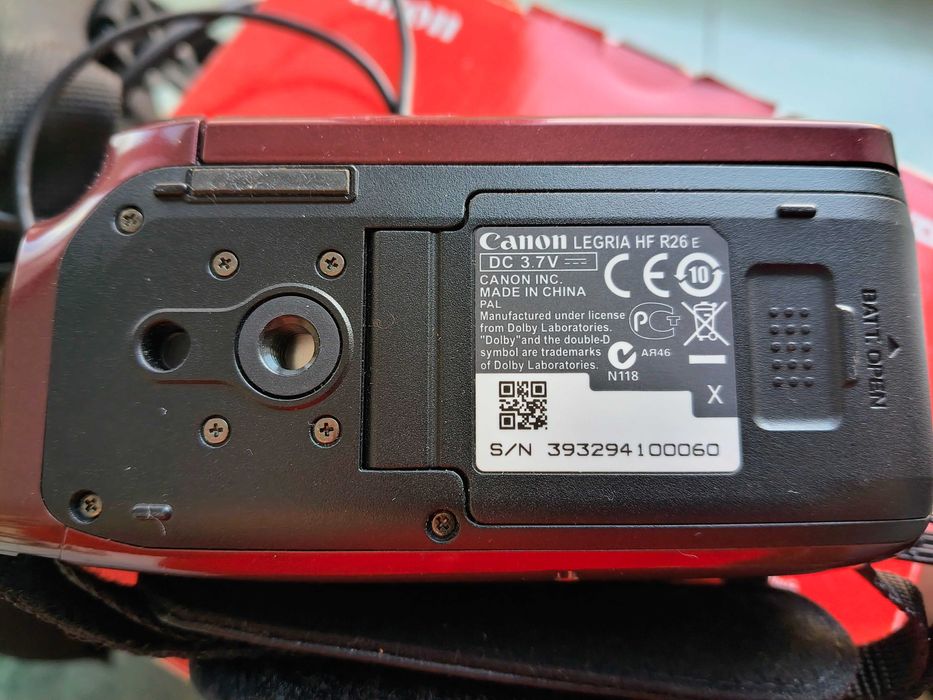 Відеокамера Canon Legria HF R26 + сумка