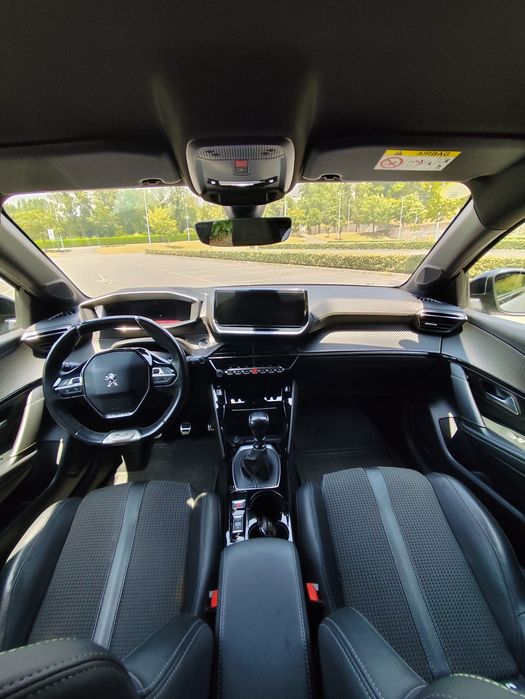 Peugeot 208 — fotografia 6