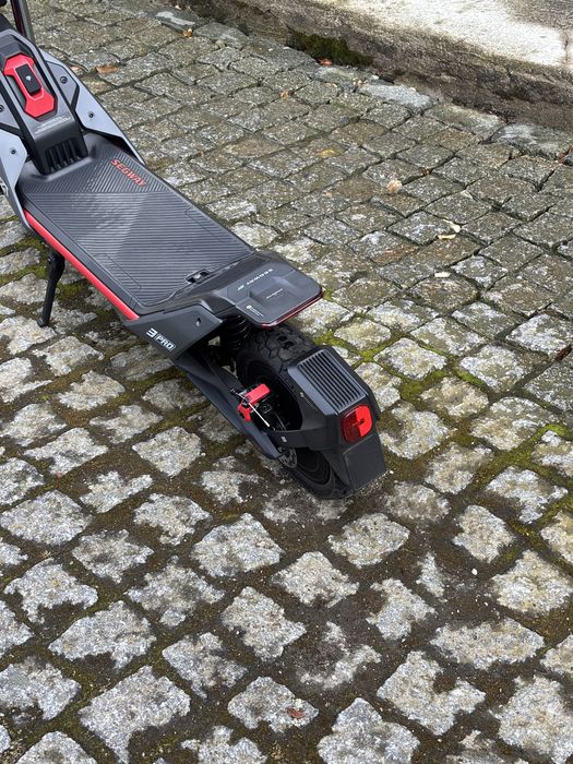 Trotinete elétrica - Segway 3 Pro