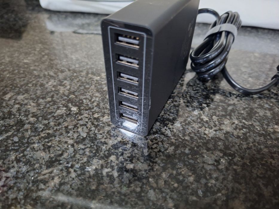 Anker Powerport 6 Modelo: A2123