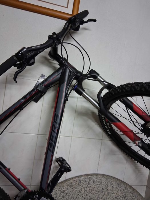 Bicicleta de alumínio homem sem uso