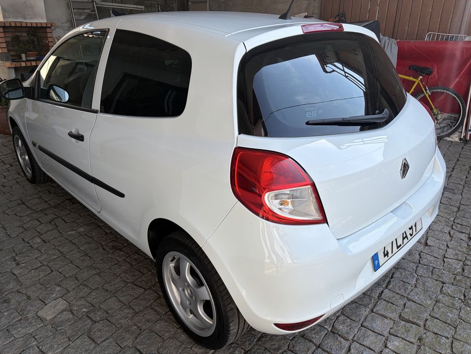 Renault clio 2010