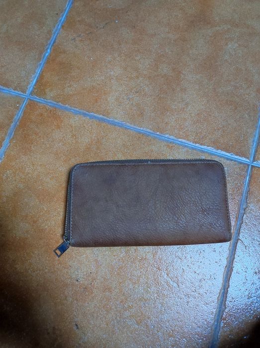 Porta moedas castanho