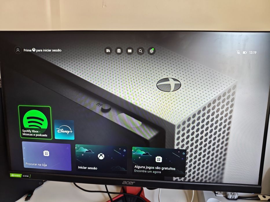 Xbox One S 1Tb .
