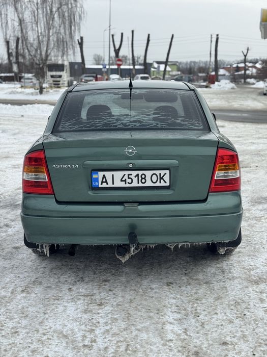 Продам Opel astra 1.4